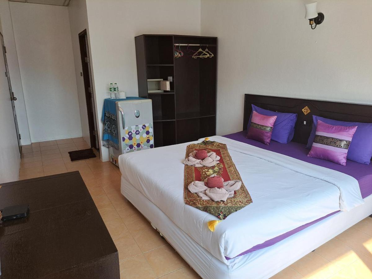 Palada Guest House Хуа Хин Екстериор снимка